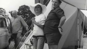 Пан Самоходик и тамплиеры 1971 в ролях: Станислав Микульский,  Эва Шикульска серия 1