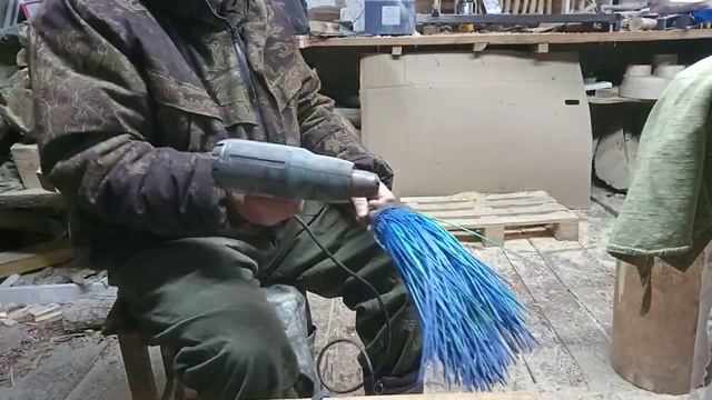 Ремонт пластиковой метлы.