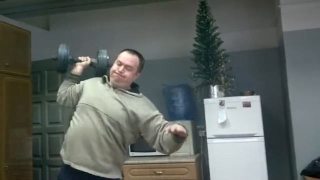 Гантеля 30 кг, жим 50 раз смотреть онлайн