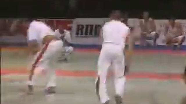 Only the strong Capoeira 1