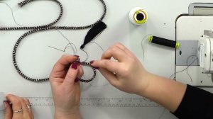 Как сделать пояс из ткани с кисточками? Показываем простой способ. Дополняем платье для кормящих.