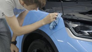 Как наклеить полиуретановую пленку Brontero на крылья Geely Coolray