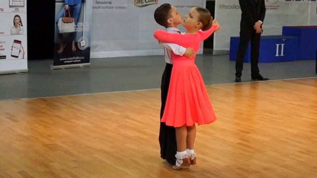 Вальс. Степан и Амели. 1/2 финала. Столица Сибири 2016 на кубок Вестфалики смотреть онлайн