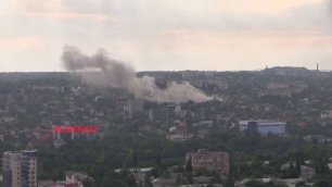 Bombardement de Donetsk aujourd'hui par les forces ukrainiennes, dénazification de l'Ukraine