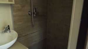 Достроили дом из морского контейнера! Что получилось внутри?