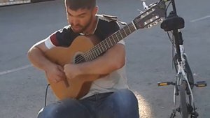 Как играть на гитаре СВИСТ? Виталий Будяк. Прием из композиции "ПТИЦА" Играть только на НЕЙЛОНЕ!!!