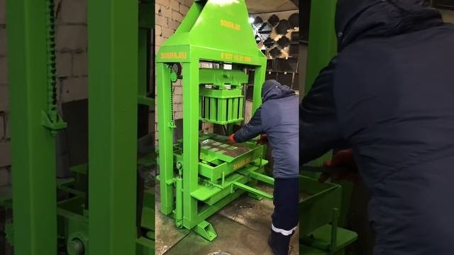 Вибропресс мощный для бессер-блока