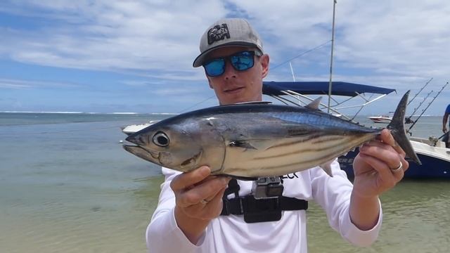 Der OSA im PARADIES! Angeln auf MAURITIUS (inkl. Le Morne Brabant)! OSA in Mission смотреть онлайн