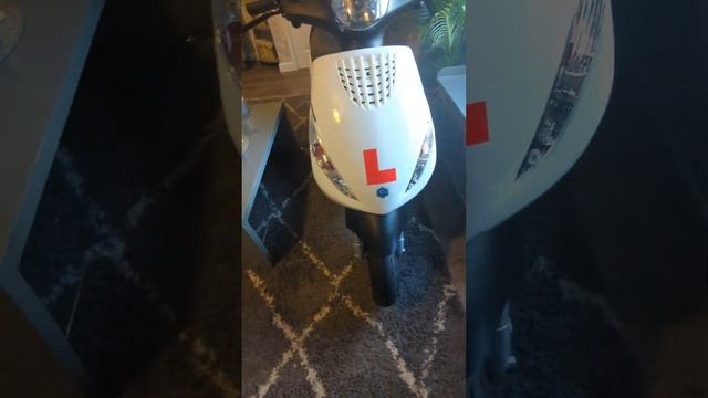 new Piaggio zip 50cc 4 stroke Italian moped 2022 euro 5