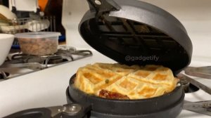 ? Wonderffle Stuffed Waffle Maker -- Gadgetify