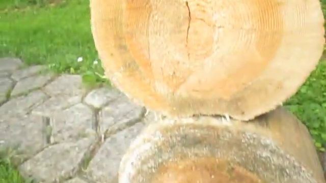 Межвенцовый паз. Паз между бревнами деревянного дома - качественный и халтурный