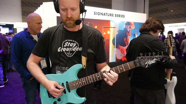 Fender STRAT - IT'S BACK! - 90s pawn shop flashback смотреть онлайн