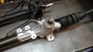 Рулевая рейка от Cherry Amulet на VW Passat B4