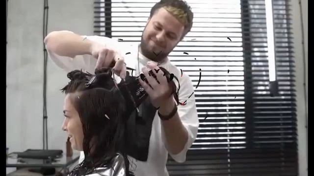 Колекція модних стрижок 2023 року-жіноча стрижка "Long боб "шарами з дисконекцією. смотреть онлайн