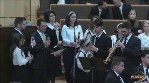 Растаял год, как белая свеча..