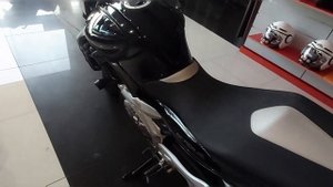 Suzuki Gladius 650