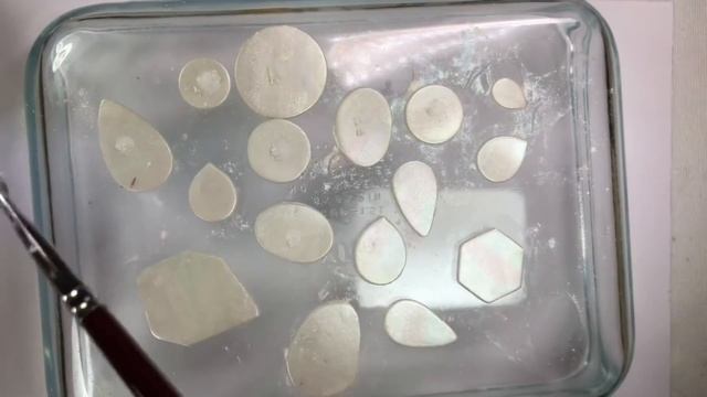 DIY.POLYMER CLAY FAUX SHELL MOTHER OF PEARL JEWELRY MODERN DESIGN . PART 2 смотреть онлайн