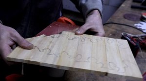 Interesting New Year's idea made of wood with your own hands. DIY