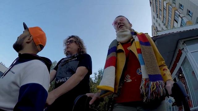 «В России инвалидов нет» – изучаем доступную среду в Гольяново с Евгением Феклистовым /ДОСТУП ОТКРЫ смотреть онлайн