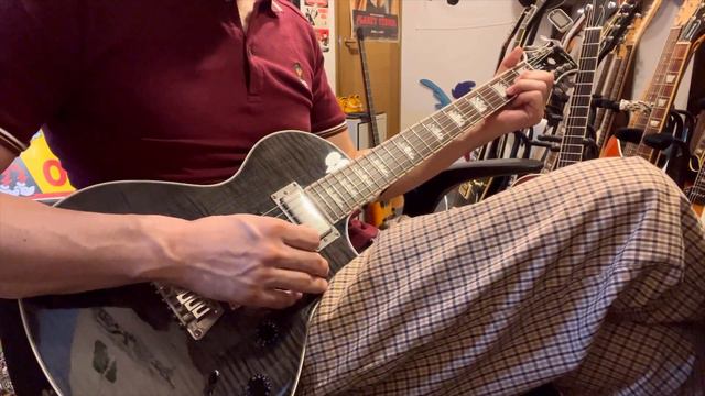 Epiphone Nighthawk Custom 3ピックアップの珍仕様！多彩なサウンド！ смотреть онлайн