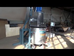 Диссольвер с подкатной дежой