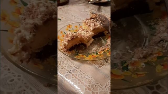 Невероятно простой и вкусный рецепт торта????#торт день и ночь ??рецепт в комментариях