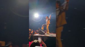 Jonas Brothers - What A Man Gotta Do - 12/7/2023