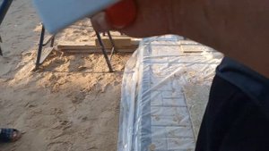 Нанесение декоративной штукатурки фактуры Короед на фасады частного дома, как организовать работу