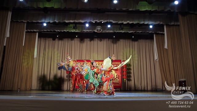 Заказать китайский танец с маленькими драконами на праздник и корпоратив - китайское шоу в Москве