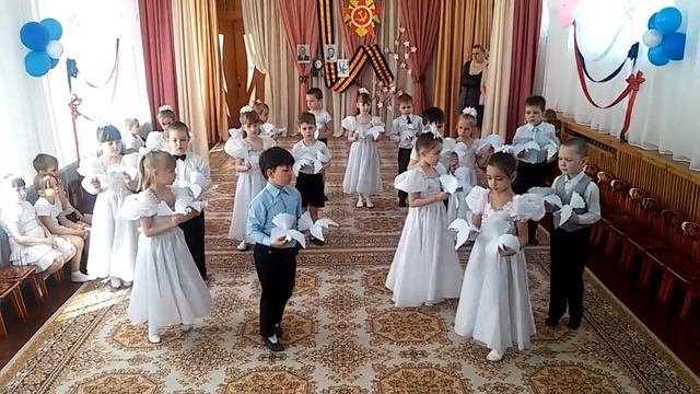 Танец с голубями Птицы белые смотреть онлайн