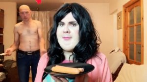 КРИСТИНА и СОСИСКИ -вайн