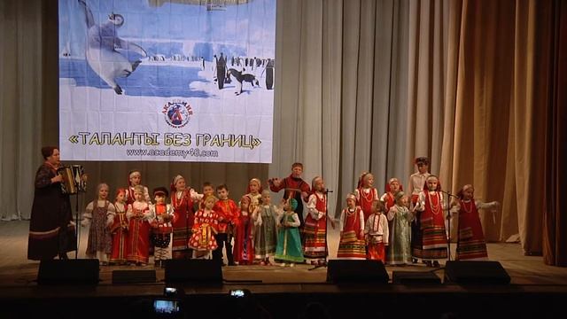 ИНКЛЮЗИВНЫЙ ФОЛЬКЛОРНЫЙ АНСАМБЛЬ "СУББОТЕЯ" русская народная песня " КУРИЦА МОХНОНОГА" 2017 г. смотреть онлайн