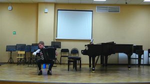 Прелюдия и фуга ля минор (И.С.Бах). Исполняет Матвей Лавров.