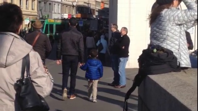 Scientology-Basel-Stand bei der Mittleren Brücke 1 - 31. Oktober 2015