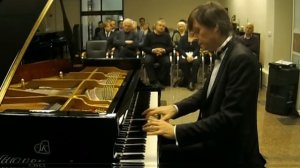 Чайковский. Времена года. Осенняя песнь. Октябрь. Исполняет Андрей Писарев.