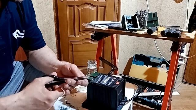 Как заточить... Станок для заточки сверел, ножей, ножниц, стамесок. Первые впечатления. смотреть онлайн