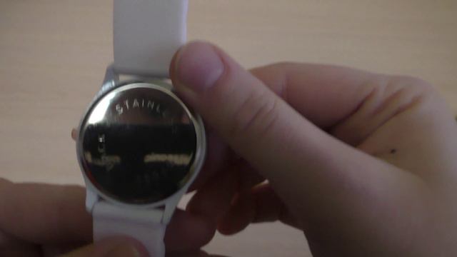 Распаковка женских белых часов со стразами смотреть онлайн