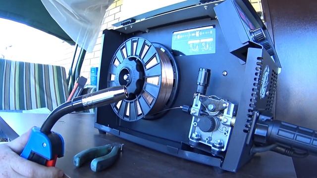 ПОЛУАВТОМАТ ДИНАМИКА.СВАРКА КАРКАСА ДЛЯ КЛУМБЫ-ГАБИОНА!!! смотреть онлайн