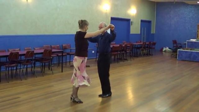 Mambo Manyana Sequence Dance смотреть онлайн