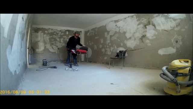 Протягиваем СИЛОВЫЕ КАБЕЛЯ по полу и потолку. Крепим кабель специальными "креплениями в бетон" смотреть онлайн