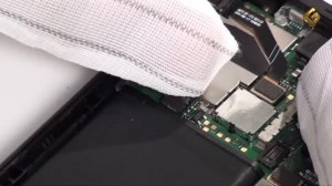 Nokia Lumia 800 - как разобрать телефон и из чего он состоит