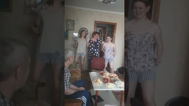 Поздравление дедушки с днем рождения... смотреть онлайн