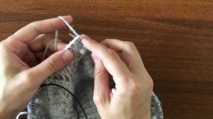 Круглая кокетка листиками и шишечками.Схема и попетельное описание