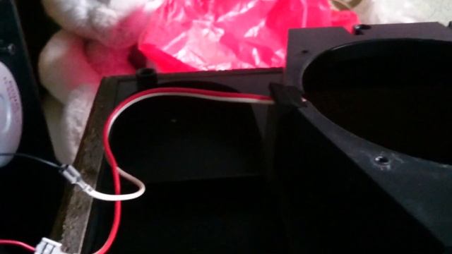 Сравнение работы пьезоизлучателя колонки Aiwa 999 и твитера YDQ201 (4 Om, 5 W)