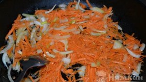 Плов с куриным филе на сковородке