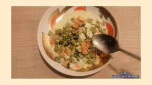 Салаты на Новый Год, которые можно приготовить заранее Заморозка "Оливье"