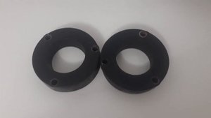 проставки 30мм для передней подвески тойот