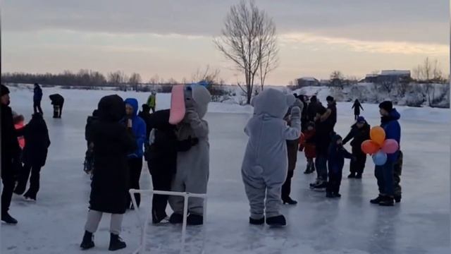 Что получилось с прокатом и кафе из морского контейнера(промо) смотреть онлайн