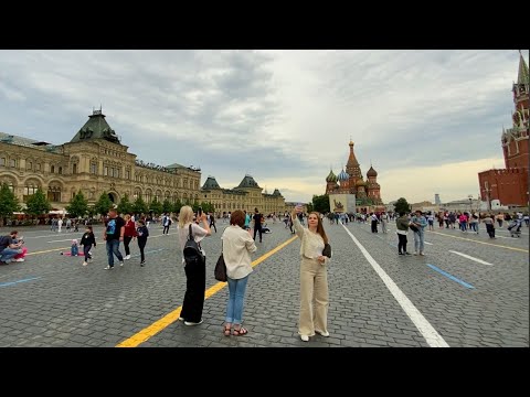 Красная площадь москва 4 ноября 2023. Красная площадь Москва сейчас. Москва прогулка. Прогулка по красной площади в Москве. Прогулка возле Кремля.