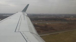 Warsaw WAW Frederic Chopin International Airport - landing